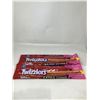 Image 1 : Twizzlers Extra Long Cherry Flavored Pull n Peel Candy (2 X 652G)