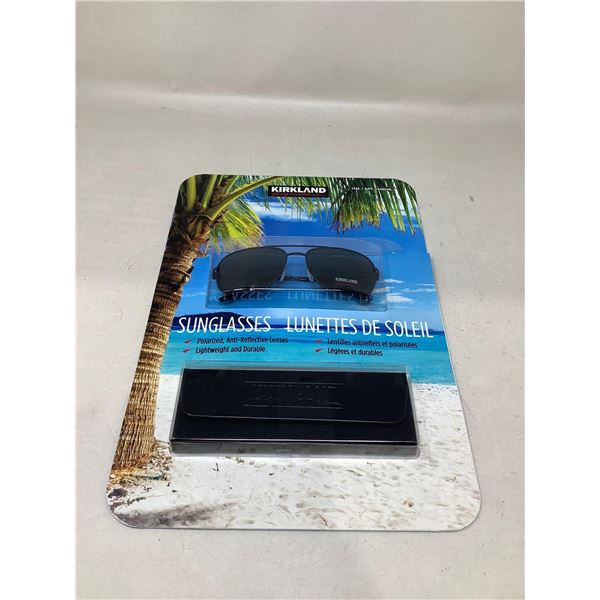 NEW Kirkland polarized Sunglasses with case