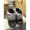 Image 1 : SM Kids Size 1 Faux Fur Boots