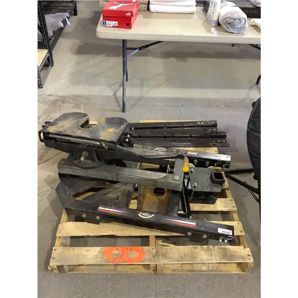 Pullrite 5th wheel 15K Superglide Short Bed Hitch - Model: 2700