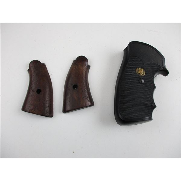 REVOLVER GRIPS