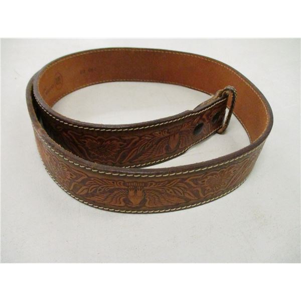 ASSORTED LEATHER BELTS