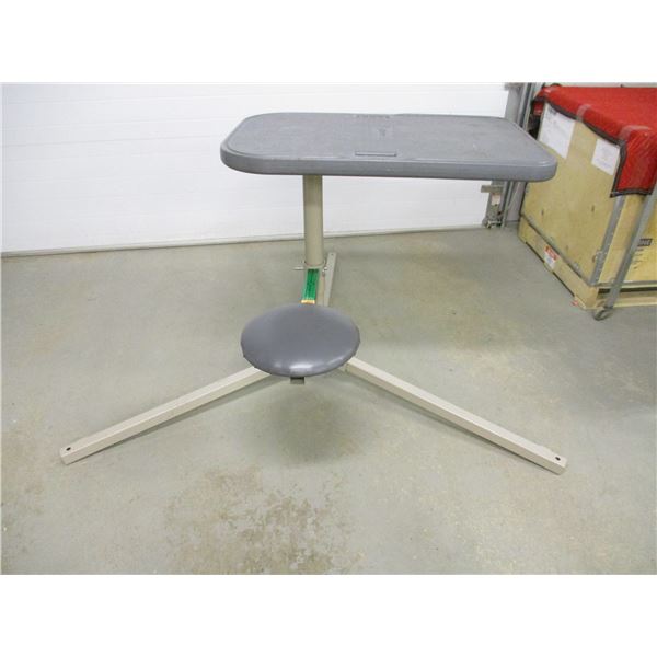 CALDWELL STABLE TABLE