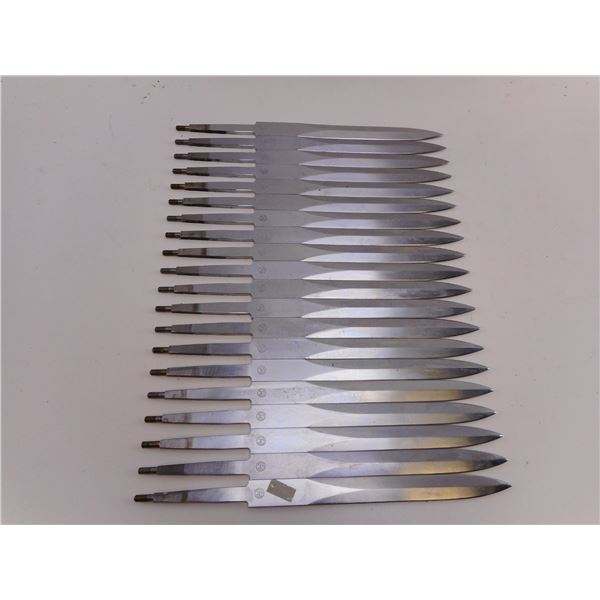 SWISS STG 57 BAYONET BLADES