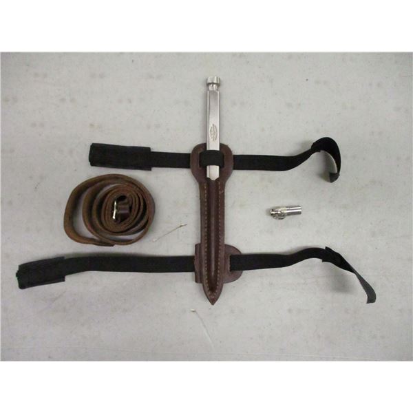 WWII TYPE SLEEVE DAGGER