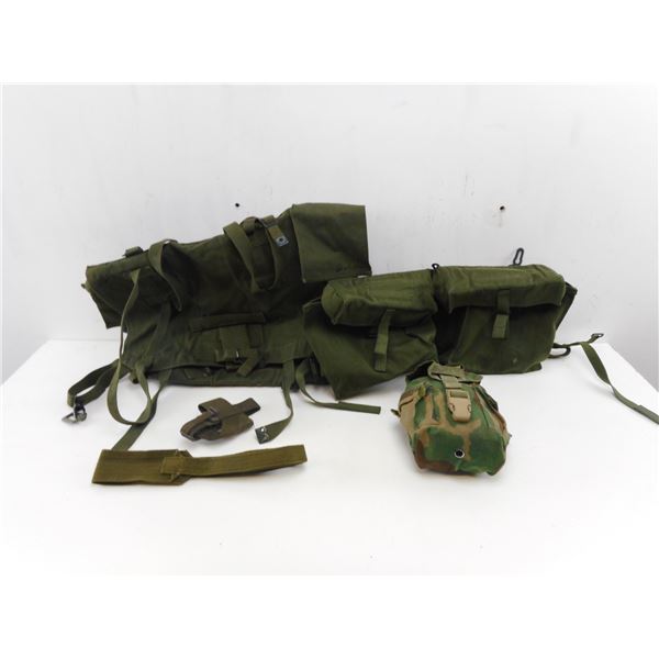 ASSORTED MILITARIA LOT