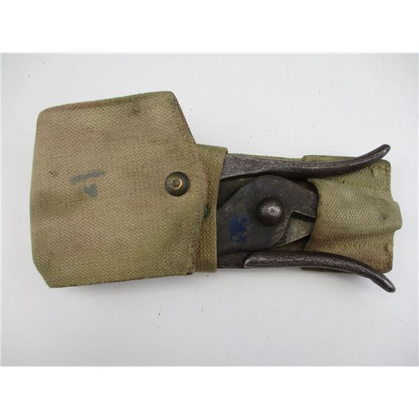 WWII WIRE CUTTERS WITH CASE