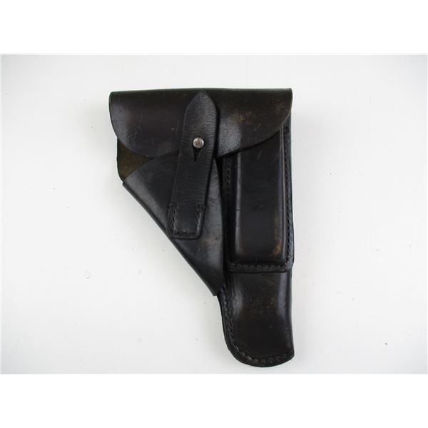 WWII GERMAN HOLSTER WITH MAG.