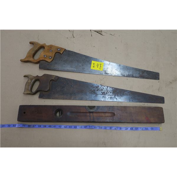 2 Handsaws and Vintage Level