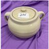 Image 1 : Bean pot, Medalta potteries 9" no chips or cracks