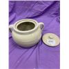 Image 2 : Bean pot, Medalta potteries 9" no chips or cracks