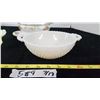 Image 2 : Gravy Boat & 2 Decorative Bowls