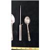 Image 6 : Lot Vintage Silver Plate Utensils / Cutlery
