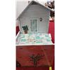 Image 4 : Vintage Tin Doll House