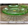 Image 2 : SET OF 6 GREEN DEPRESSION CAKE PLATES