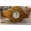 Image 1 : WOODEN AIRPLANE PROPELLER MADE INTO CLOCK SIGNED BY PREVIOUS OWNERS SINCE 1947