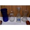 Image 2 : Lot of Glass Vases