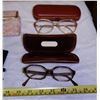 Image 5 : Leather Purse, Roots Wallet, makeup bag + 2 Vintage Glasses w/ Cases