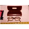 Image 6 : Leather Purse, Roots Wallet, makeup bag + 2 Vintage Glasses w/ Cases