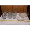 Image 1 : Lot of Glass ware: A&W Mugs, Fruit Dish, Pyrex Dishes