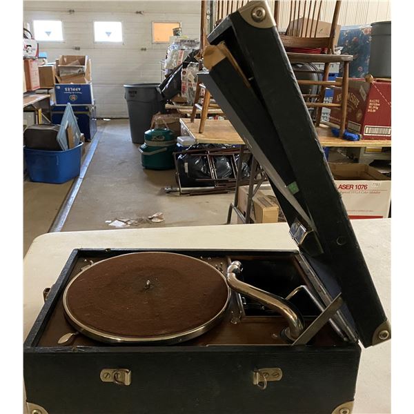 Vintage Record Player (Works) + Records