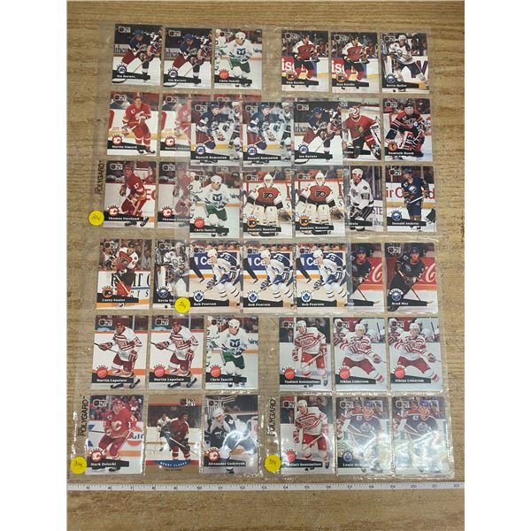 Lot Of 45 Rookie Hockey Cards (Flames + Red Wings + Jets)