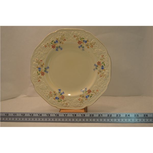 Antique -Crown Ducal Florentine-Blue Bell dinner plate