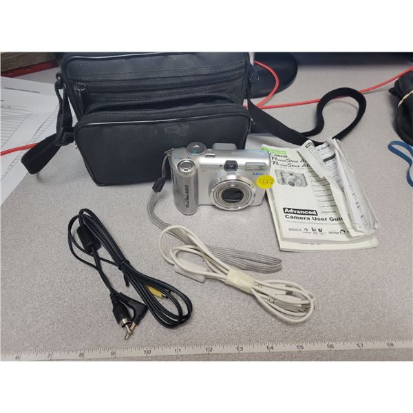 Canon Powershot A610 5.0 Megapixel digital camera with carrying case and cords