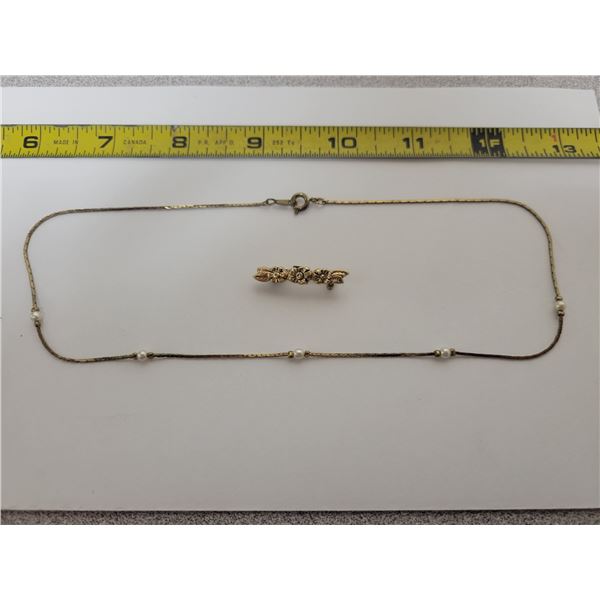 Necklace and pin (16" chain) with Avon collectors pin in box