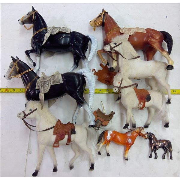 8 Toy Horses & Accessories