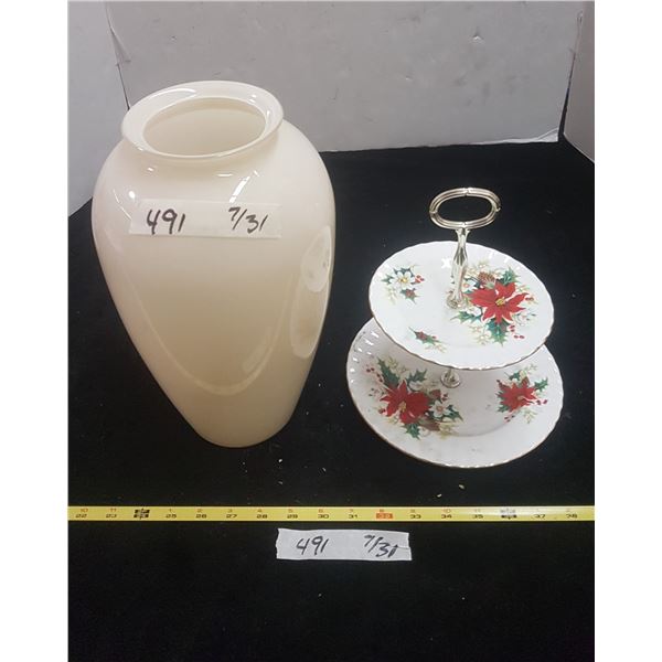 Vase & 2 Tier Plate