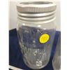 Image 2 : 2 quart jewel jars