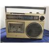 Image 2 : General Electric radio - works