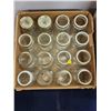 Image 2 : 27 quart jars 2 boxes