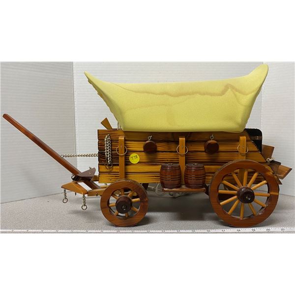 Electric wagon lamp (wood) - works