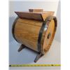 Image 1 : Vintage wooden butter churn (barrel)