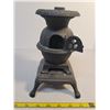 Image 2 : Cast iron cook stove 8" tall