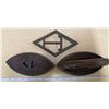 Image 4 : 2 Sad Irons With One Trivet
