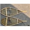 Image 2 : VINTAGE SNOWSHOES