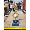Image 1 : sailing trophy