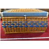 Image 4 : Very Nice Sewing Basket
