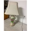 Image 1 : 1970's living room lamp 24" tall