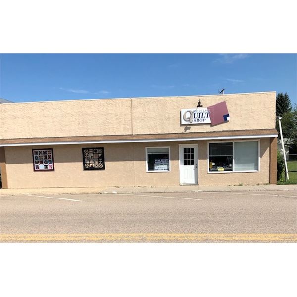 UNRESERVED Pipers Lake Quilt Shop in Spiritwood, SK