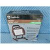 Image 2 : Southwire L1323SW LED Work Light New in Box