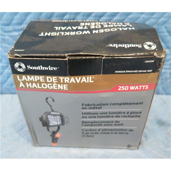 Southwire L845 Halogen Clamp Light 250 Watts New in Box