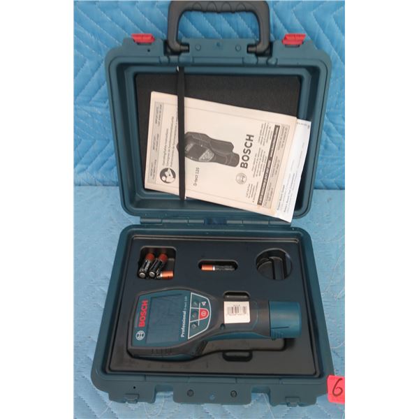 Bosch DTECT120 Wall & Floor Laser Detection Scanner in Hard Case