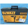 Image 2 : DeWalt D25703K SDS-Max Rotary Hammer Kit  New in Box