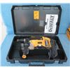 Image 1 : DeWalt D25501K SDS-Max Rotary Hammer in Hard Case