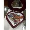 Image 3 : HEART JEWELRY BOX AND TRAY OF RHINESTONE JEWELRY