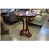 Image 2 : CARVED HAND MADE WOOD PARLOUR TABLE